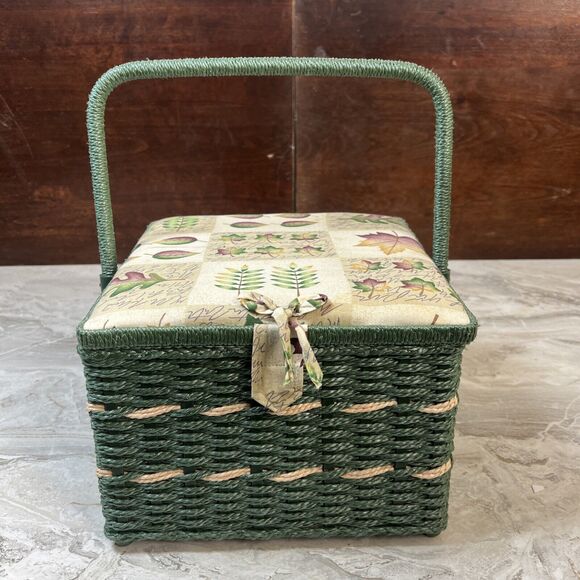 Vintage Sewing Basket Wicker, Leaves - Picture 1 of 7